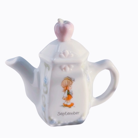 Precious Moments September‎ Porcelain Teapot - Picture 1 of 10
